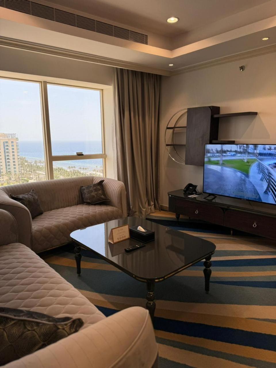 فندق Seafront Luxury Corniche